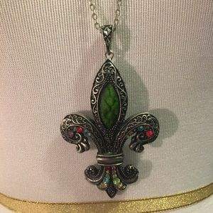 ⚜️Long Fleur-de-lis necklace⚜️
